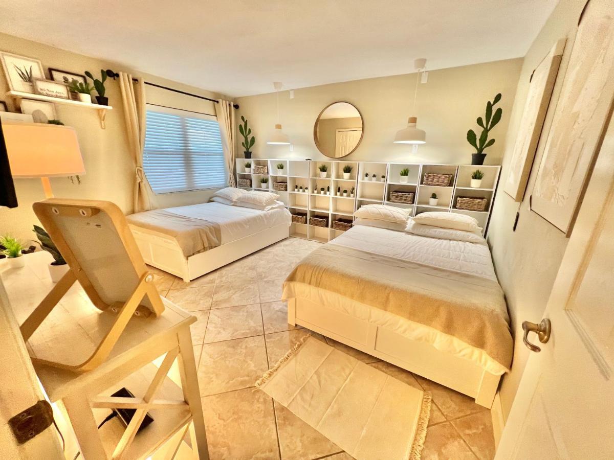 Beach Oasis 704 Lovely Daytona Ocean Front For 5 Sleeps Up To 12 Daytona Beach Exterior foto